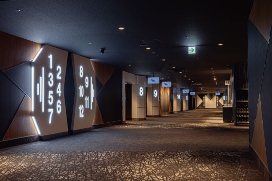 MOVIX八尾03